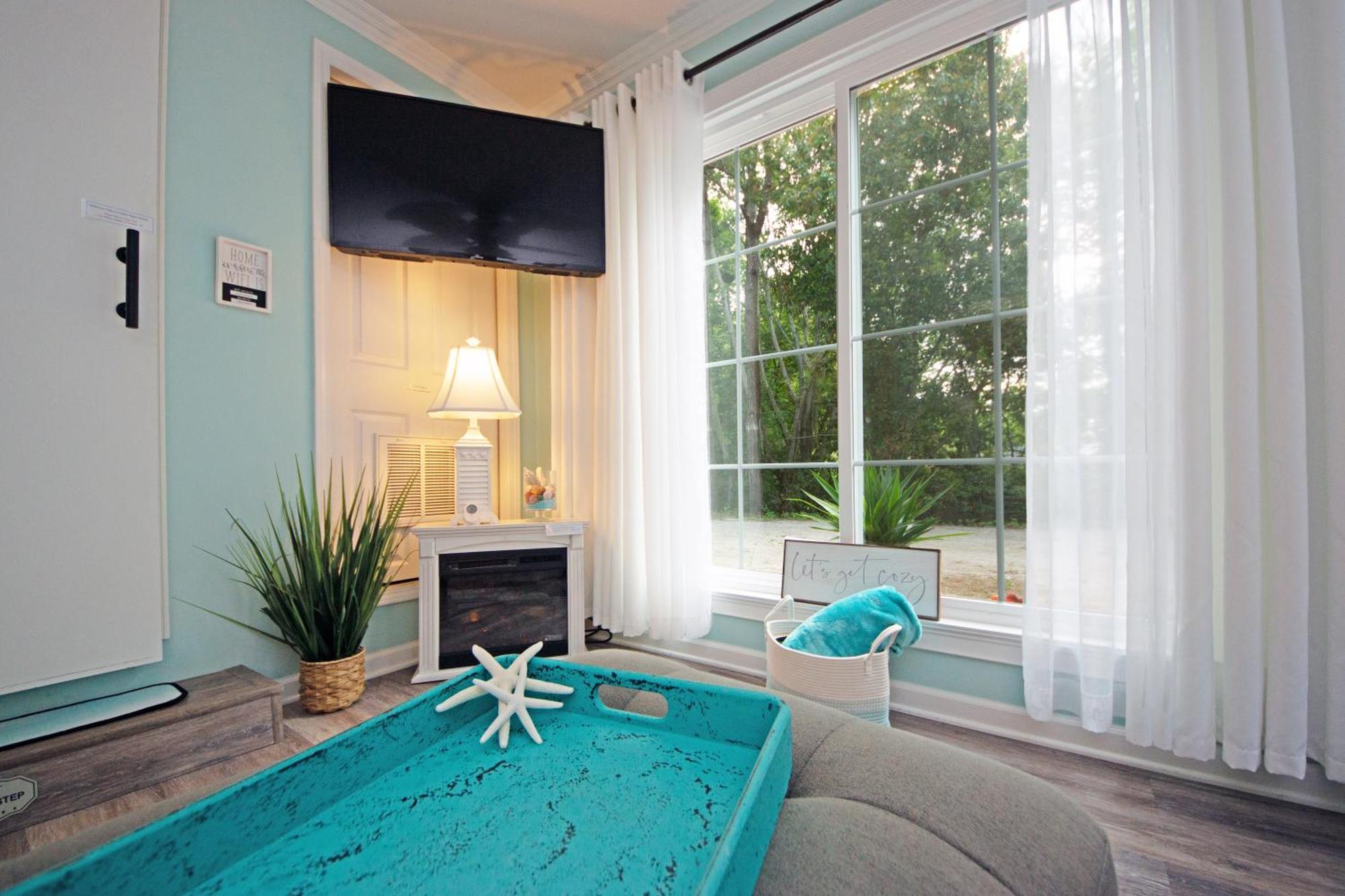 Flip Flop Suite Retreat Emerald Isle Exterior photo